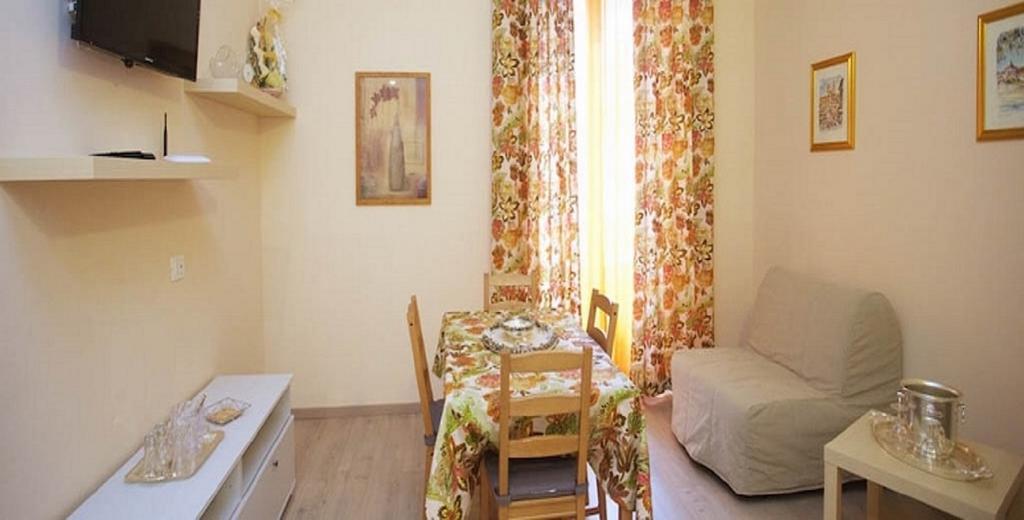 Cavour47 Βίλα Ρώμη Εξωτερικό φωτογραφία